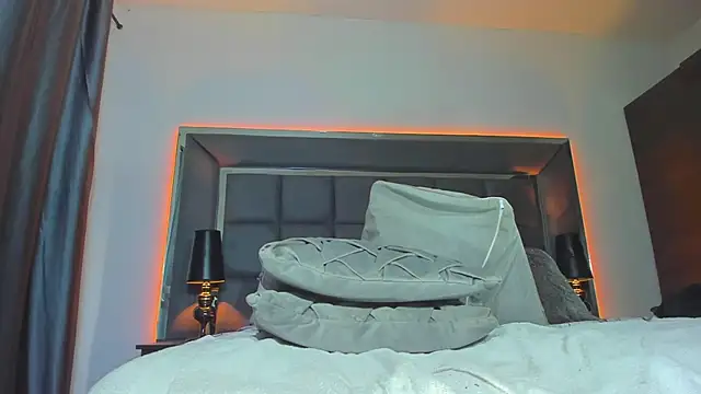 Emmilysantibanez online show from 12-05-24, 08:11