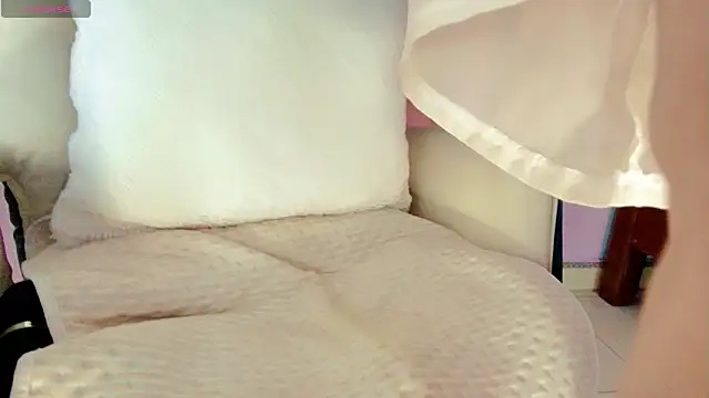   18Angel   online show from 03-11-26, 06:47