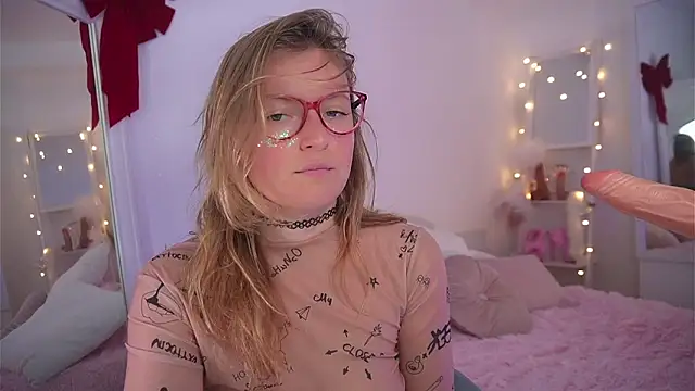 Ameliasweety69 online show from 03-01-25, 12:12