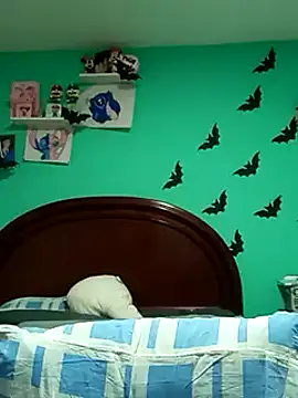 emilypoppy3 online show from 12-10-24, 05:00