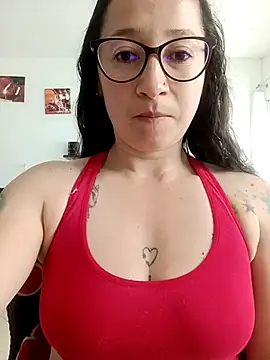 emilypoppy3 online show from 03-11-26, 08:15