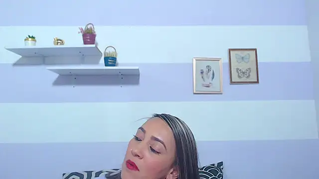 Snapshot of kimberlyvega chatting on 03-12-25, 06:11 kimberlyvega online show from 03-12-25, 06:11