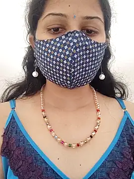 Snapshot of Angleannie chatting on 10-18-25, 02:03 Angleannie online show from 10-18-25, 02:03