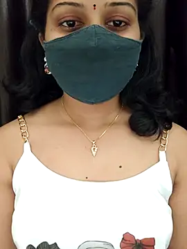 Angleannie online show from 04-13-26, 04:12