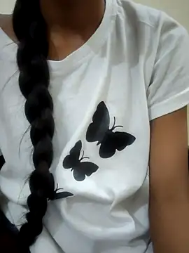 Snapshot of Kumkum_36 chatting on 02-01-25, 07:36 Kumkum 36 online show from 02-01-25, 07:36