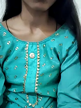 Snapshot of Kumkum_36 chatting on 02-14-25, 03:43 Kumkum 36 online show from 02-14-25, 03:43