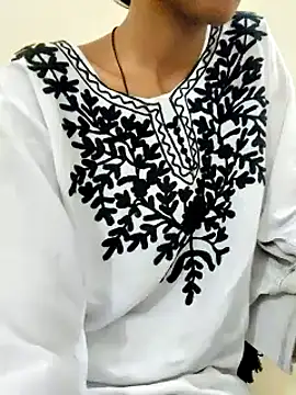 Snapshot of Kumkum_36 chatting on 03-08-25, 08:00 Kumkum 36 online show from 03-08-25, 08:00