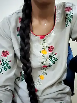 Snapshot of Kumkum_36 chatting on 03-11-25, 07:48 Kumkum 36 online show from 03-11-25, 07:48
