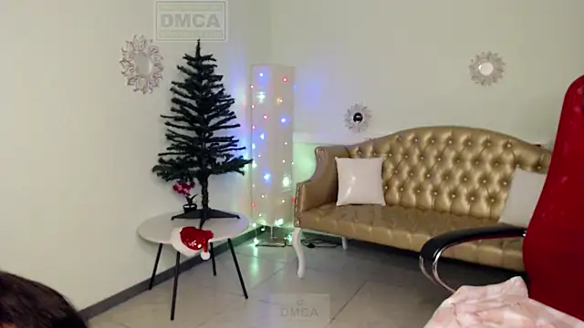 Snapshot of Lily_flower7 chatting on 12-12-24, 03:43 Lily flower7 online show from 12-12-24, 03:43
