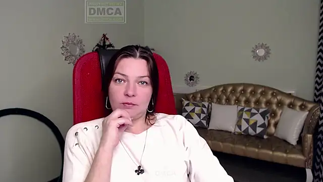 Snapshot of Lily_flower7 chatting on 12-17-24, 04:12 Lily flower7 online show from 12-17-24, 04:12