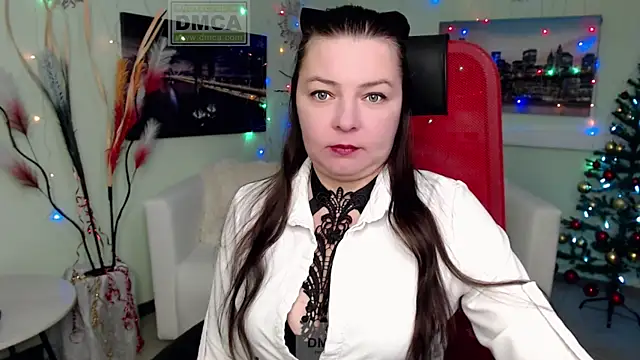 Lily flower7 online show from 12-17-25, 05:24