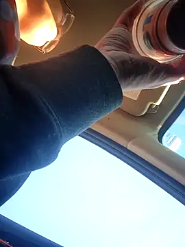 Snapshot of samone9 chatting on 11-23-25, 08:52 samone9 online show from 11-23-25, 08:52