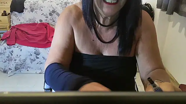 Snapshot of 45marina45 chatting on 10-13-25, 07:30 45marina45 online show from 10-13-25, 07:30