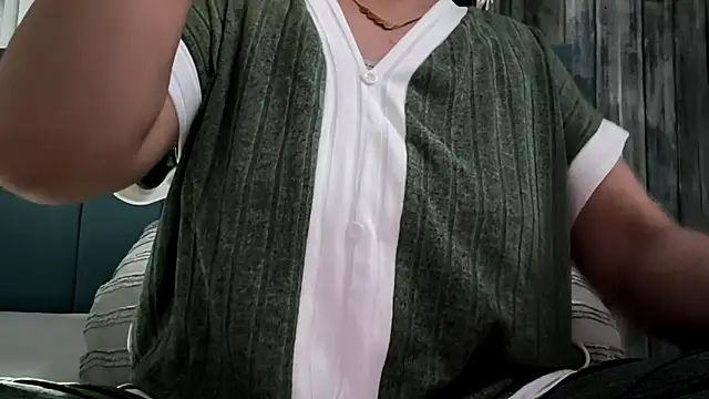 Snapshot of SEXY-ZENA chatting on 03-19-26, 12:36 SEXY-ZENA online show from 03-19-26, 12:36