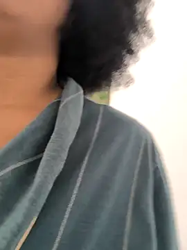 Snapshot of EmmilyBrant chatting on 01-03-25, 06:14 EmmilyBrant online show from 01-03-25, 06:14