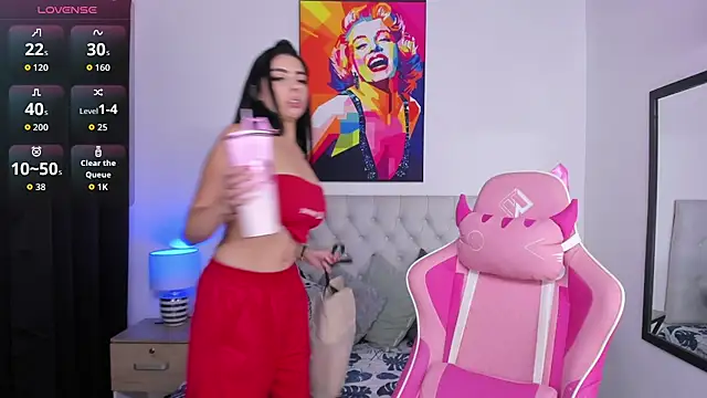 Snapshot of KristalFoxx chatting on 09-18-25, 11:56 KristalFoxx online show from 09-18-25, 11:56