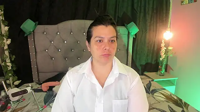 martina foxy  online show from 03-18-25, 11:41