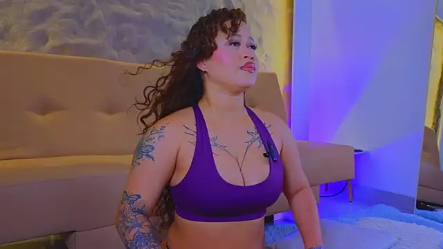 Isa  Blanc online show from 10-10-25, 01:26