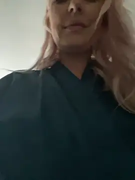 MerlinDave online show from 12-28-24, 01:39