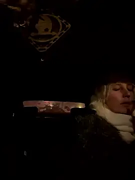 Snapshot of MerlinDave chatting on 01-08-26, 01:08 MerlinDave online show from 01-08-26, 01:08