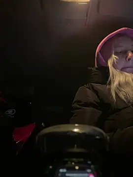 Snapshot of MerlinDave chatting on 01-14-26, 01:11 MerlinDave online show from 01-14-26, 01:11