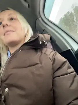 Snapshot of MerlinDave chatting on 02-18-26, 04:19 MerlinDave online show from 02-18-26, 04:19