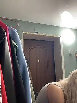 Snapshot of MerlinDave chatting on 03-04-26, 01:00 MerlinDave online show from 03-04-26, 01:00