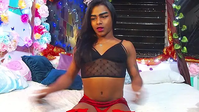 Snapshot of Karly_coffe chatting on 12-14-24, 03:29 Karly coffe online show from 12-14-24, 03:29