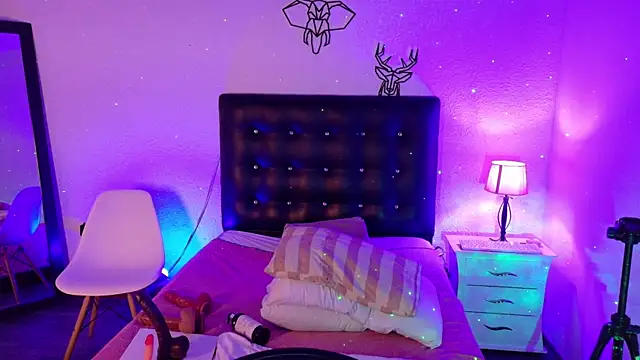 Cuckold lover69 online show from 02-12-25, 09:52