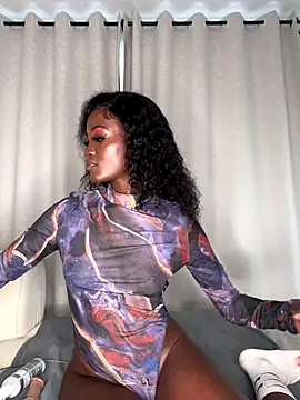 Snapshot of Fanclubbbbb chatting on 09-28-25, 07:36 Fanclubbbbb online show from 09-28-25, 07:36