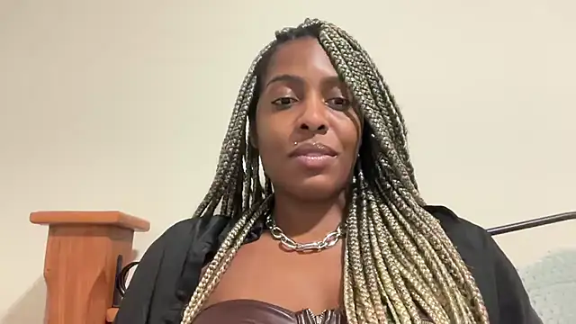 marisilva br online show from 09-18-25, 02:02