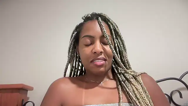 marisilva br online show from 10-03-25, 01:24