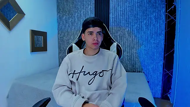 Mike 0233  online show from 12-03-25, 03:58