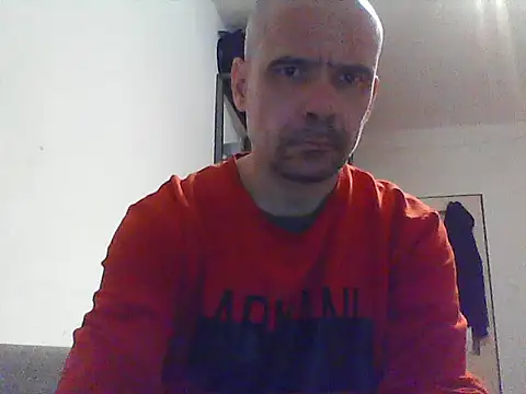 Snapshot of Franc113 chatting on 12-21-25, 07:43 Franc113 online show from 12-21-25, 07:43