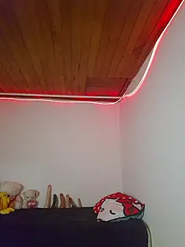 juli05star20 online show from 04-10-26, 02:50