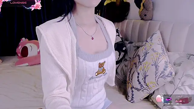 Snapshot of Nacy-Moonlight chatting on 12-21-24, 04:14 Nacy-Moonlight online show from 12-21-24, 04:14