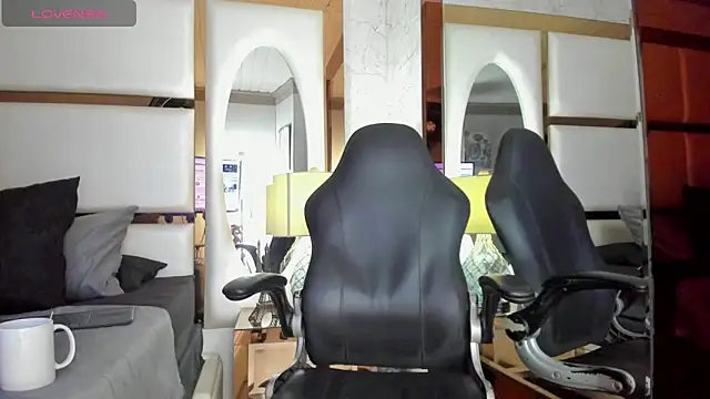 Snapshot of CloeRodriguez chatting on 03-10-25, 02:26 CloeRodriguez online show from 03-10-25, 02:26