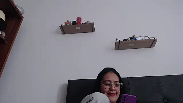 Snapshot of Alisha_99 chatting on 03-22-26, 06:33 Alisha 99 online show from 03-22-26, 06:33