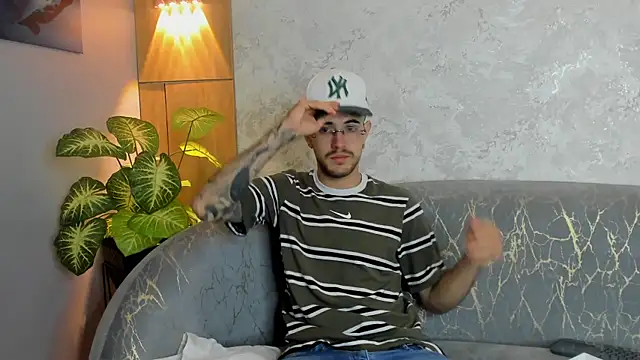 CodyWalkerR online show from 06-10-26, 05:34