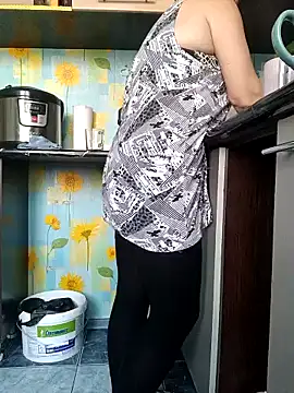 NicoleOlla online show from 02-16-25, 09:15