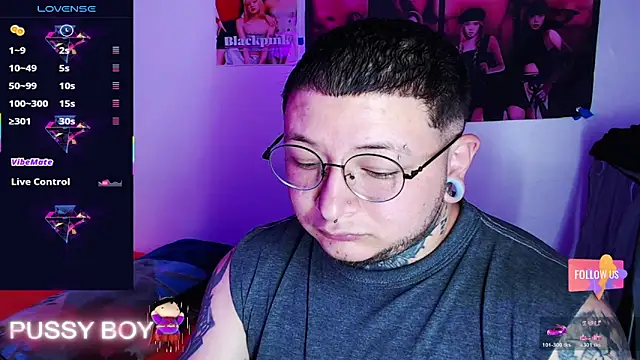 Snapshot of princeFtm chatting on 05-15-26, 03:52 princeFtm online show from 05-15-26, 03:52