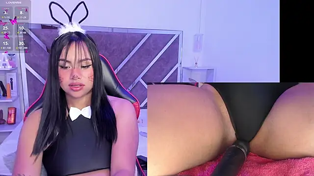 Snapshot of Alice_Roys chatting on 03-11-25, 01:45 Alice Roys online show from 03-11-25, 01:45