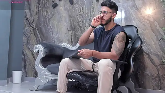 Liam Kleiin online show from 01-15-25, 11:32