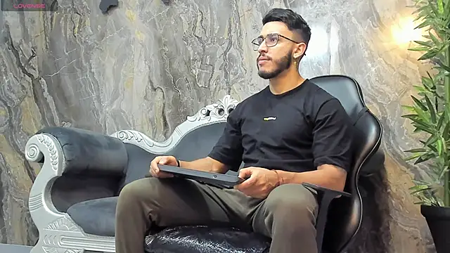 Liam Kleiin online show from 01-21-25, 11:35