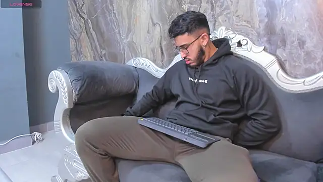 Liam Kleiin online show from 03-20-25, 11:38