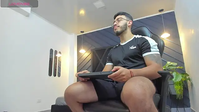 Liam Kleiin online show from 10-14-25, 11:22