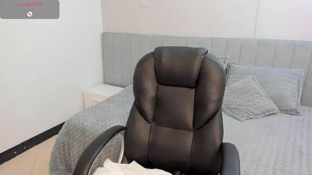 amira cute2 online show from 03-22-25, 12:25