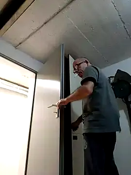 bottomhairy online show from 03-02-25, 07:45