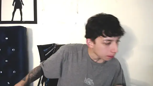  Thomas hot  online show from 11-04-25, 03:49