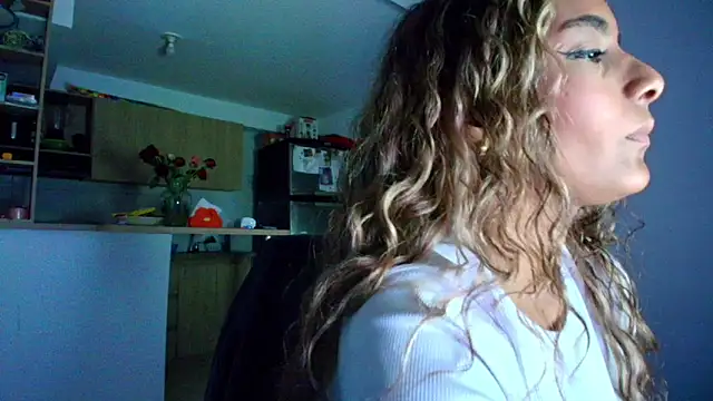 megan collins96 online show from 02-03-26, 11:21